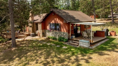 /international/us/1076-rainy-lake-road-nw-backus-mn-110108584947/