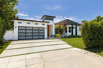 /international/us/12606-emelita-street-valley-village-ca-110098988360/?lang=zh-cn