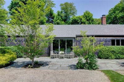 /international/us/4-alpond-drive-newport-ri-110100189540/