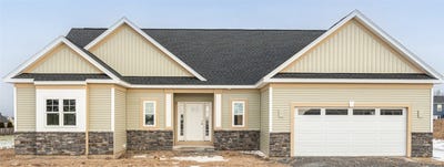 /international/us/171-blue-mountain-drive-parma-ny-110099035799/