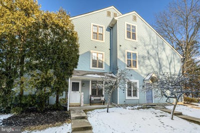 /international/us/265a-everly-court-mount-laurel-nj-110108379031/