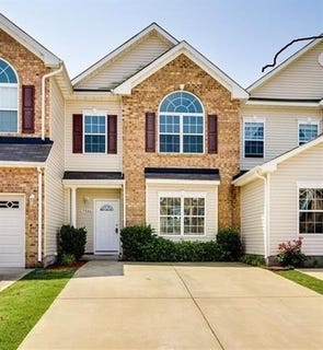 /international/us/7546-villa-court-gloucester-point-va-110100517068/