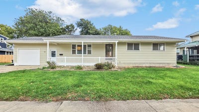 /international/us/1104-2nd-street-gowrie-ia-110120555301/