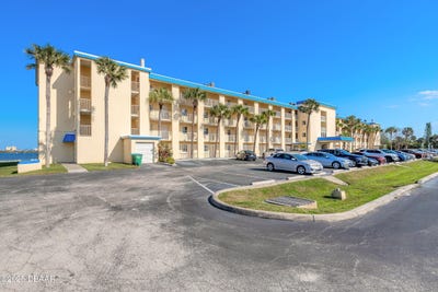/international/us/3131-s-ridgewood-avenue-south-daytona-fl-110104095835/