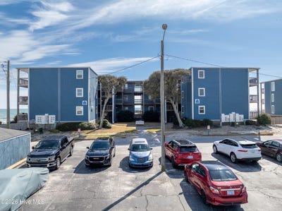 /international/us/2264-new-river-inlet-road-north-topsail-beach-nc-110105291214/