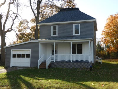 /international/us/21-old-plattsburgh-road-mooers-ny-110099633085/