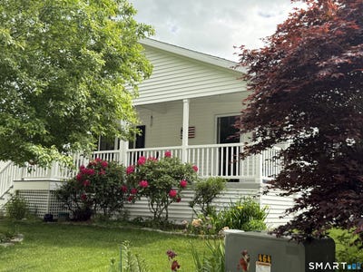/international/us/11-cliff-road-ledyard-ct-110108477500/