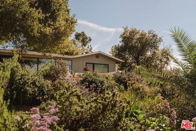 /international/us/9550-wheatland-ave-sunland-ca-110106199834/