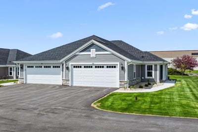 /international/us/500-hunter-oaks-blvd-watertown-wi-110107548277/
