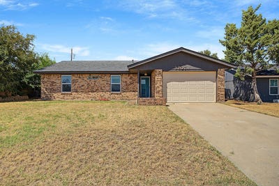 /international/us/3207-duke-ave-big-spring-tx-110110271965/