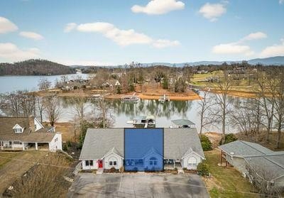 /international/us/209b-n-berrong-street-hiawassee-ga-110108444254/