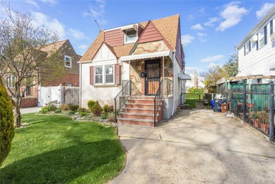 /international/us/32-12-208-street-bayside-ny-110099095392/