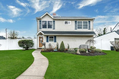 /international/us/88-sunrise-lane-levittown-ny-110098789613/?lang=en