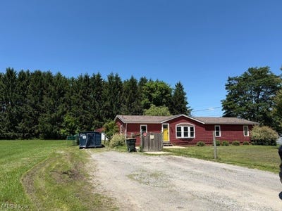 /international/us/3618-columbiana-road-new-springfield-oh-110108626344/
