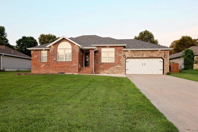 /international/us/1520-spring-hills-street-marshfield-mo-110109068861/
