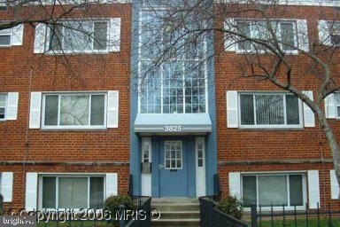 /international/us/3825-hamilton-street-hyattsville-md-110095931605/