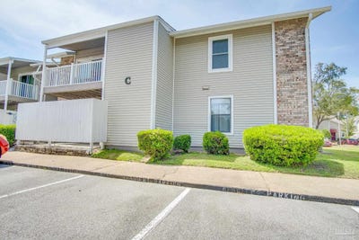 /international/us/7171-n-9th-ave-pensacola-fl-110107460698/