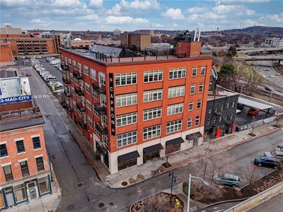 /international/us/1-capron-street-rochester-ny-110100511457/