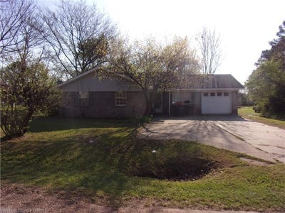 /international/us/410-n-9th-st-ozark-ar-110107007669/