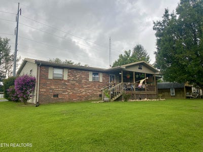/international/us/430-hillcrest-drive-drive-crossville-tn-110101235585/