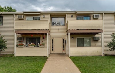 /international/us/2106-valleyhigh-drive-nw-rochester-mn-110101149431/