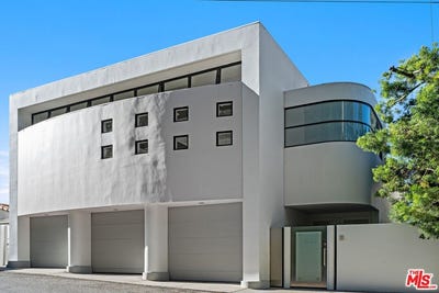 /international/us/477-upper-mesa-rd-santa-monica-ca-110106557903/