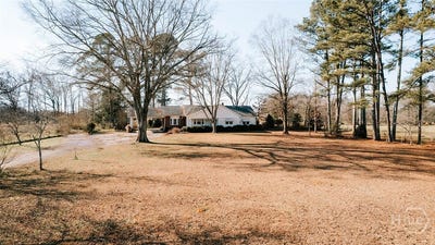 /international/us/119a-ralph-bridges-road-lexington-ga-110108346437/