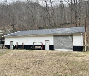 /international/us/5550-upper-johns-kimper-ky-110105319291/