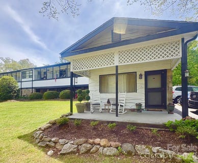 /international/us/140-old-mill-road-flat-rock-nc-110108737591/