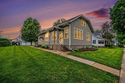 /international/us/622-woodward-street-beecher-il-110108694659/