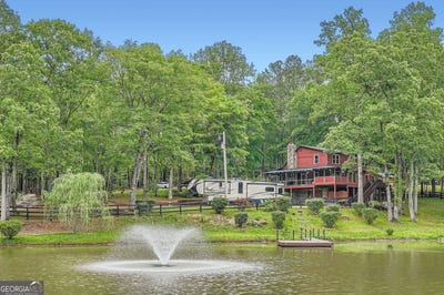 /international/us/5419-tyree-road-winston-ga-110106317651/