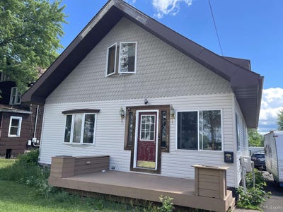 /international/us/220-park-street-ironwood-mi-110108998406/