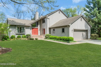 /international/us/103-maple-avenue-little-silver-nj-110107458372/