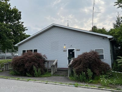 /international/us/217-221-e-6th-avenue-altoona-pa-110101194022/