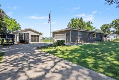 /international/us/830-n-union-city-road-coldwater-mi-110119300405/