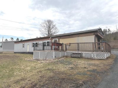 /international/us/135-maple-street-enfield-nh-110107286694/