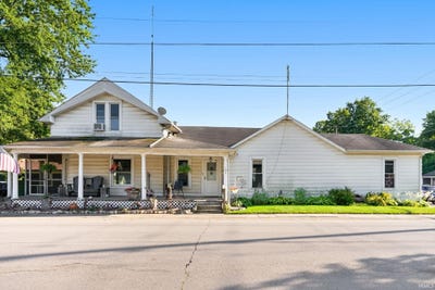 /international/us/103-w-wayne-street-pierceton-in-110119956140/