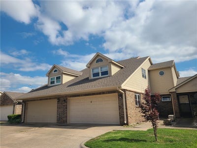 /international/us/1020-w-cypress-street-rogers-ar-110108467317/