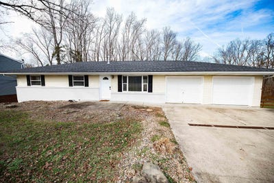 /international/us/535-e-pea-ridge-road-huntington-wv-110106984162/