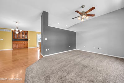 /international/us/508-morgan-street-california-mo-110100679924/
