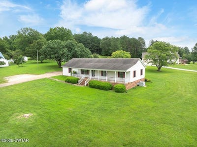 /international/us/17930-w-main-street-w-huntingdon-tn-110104440398/