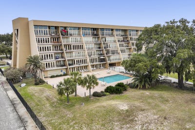 /international/us/520-beach-boulevard-lot-405-biloxi-ms-110105755010/