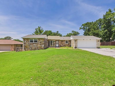 /international/us/104-louann-drive-mountain-home-ar-110108549626/