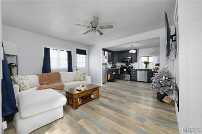 /international/us/103-bell-creek-road-crocker-mo-110105634919/
