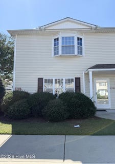 /international/us/2108-flagstone-court-greenville-nc-110110355111/
