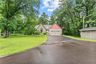 /international/us/645-8th-avenue-ne-pine-city-mn-110100985047/