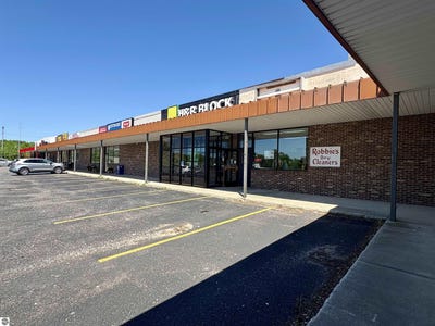 /international/us/1681-benzie-highway-benzonia-mi-110106092468/