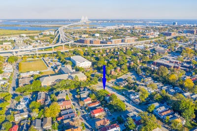 /international/us/975-king-street-charleston-sc-110104541395/