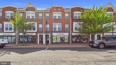 /international/us/10082-market-street-manassas-va-110108281321/