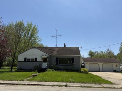 /international/us/515-e-groninger-street-suring-wi-110105040966/
